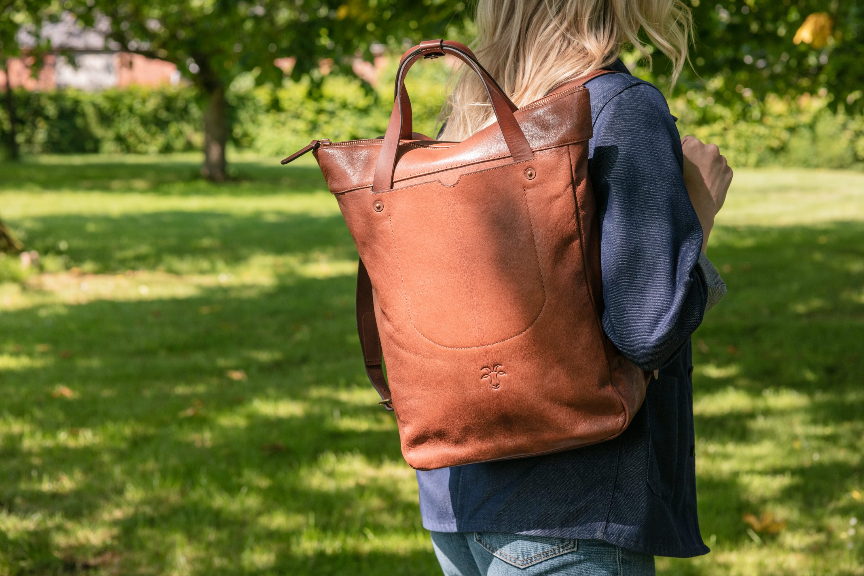 How to choose the best leather travel bag for your next mini break