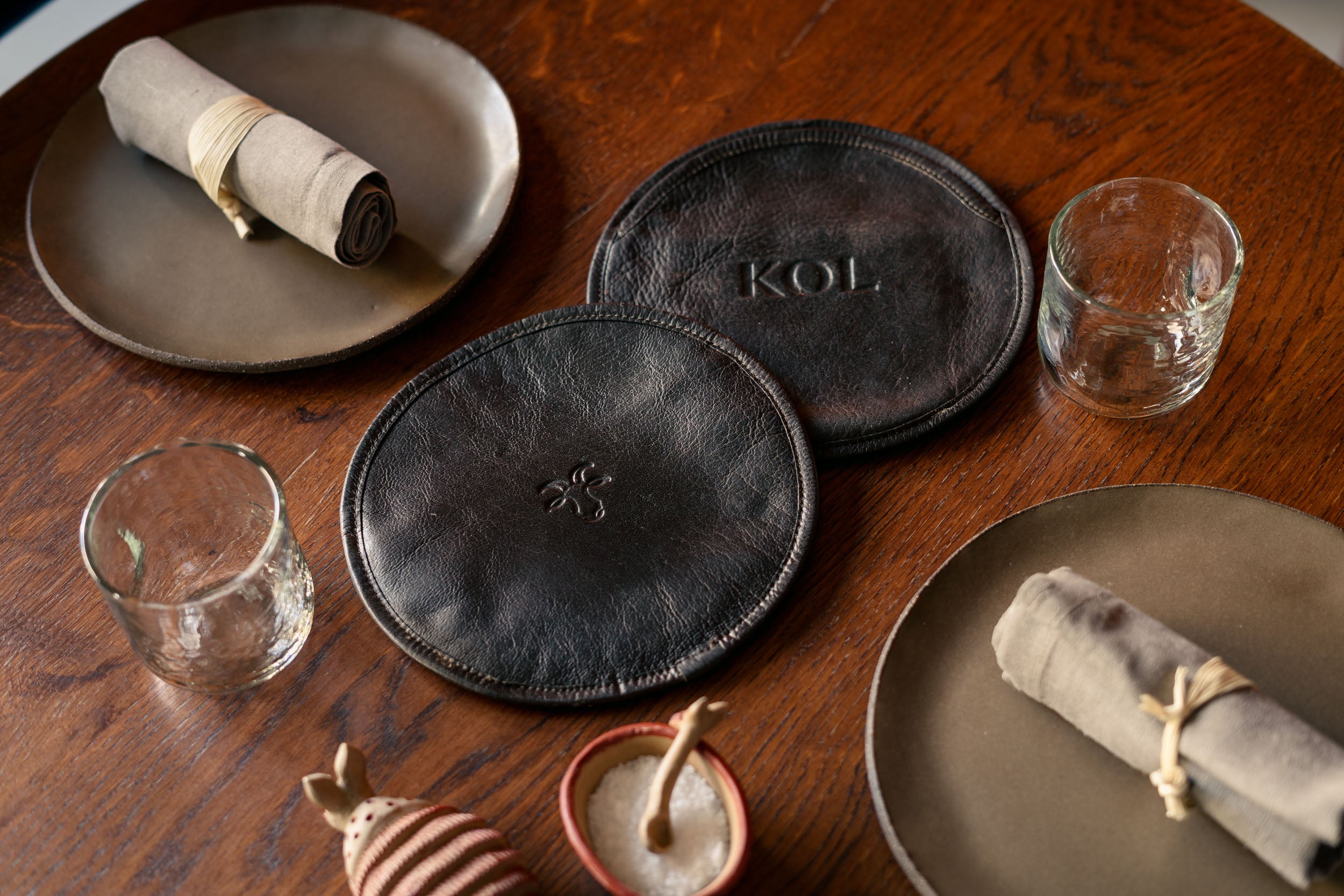 billy tannery bespoke leather goods for restaurants